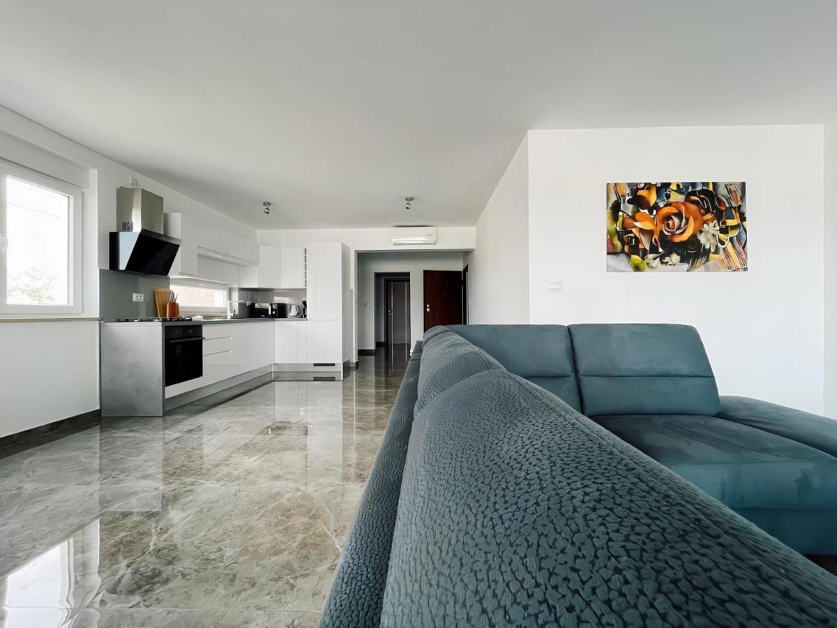 Seascape Deluxe Residence ペシュチャーナ・ウヴァラ エクステリア 写真