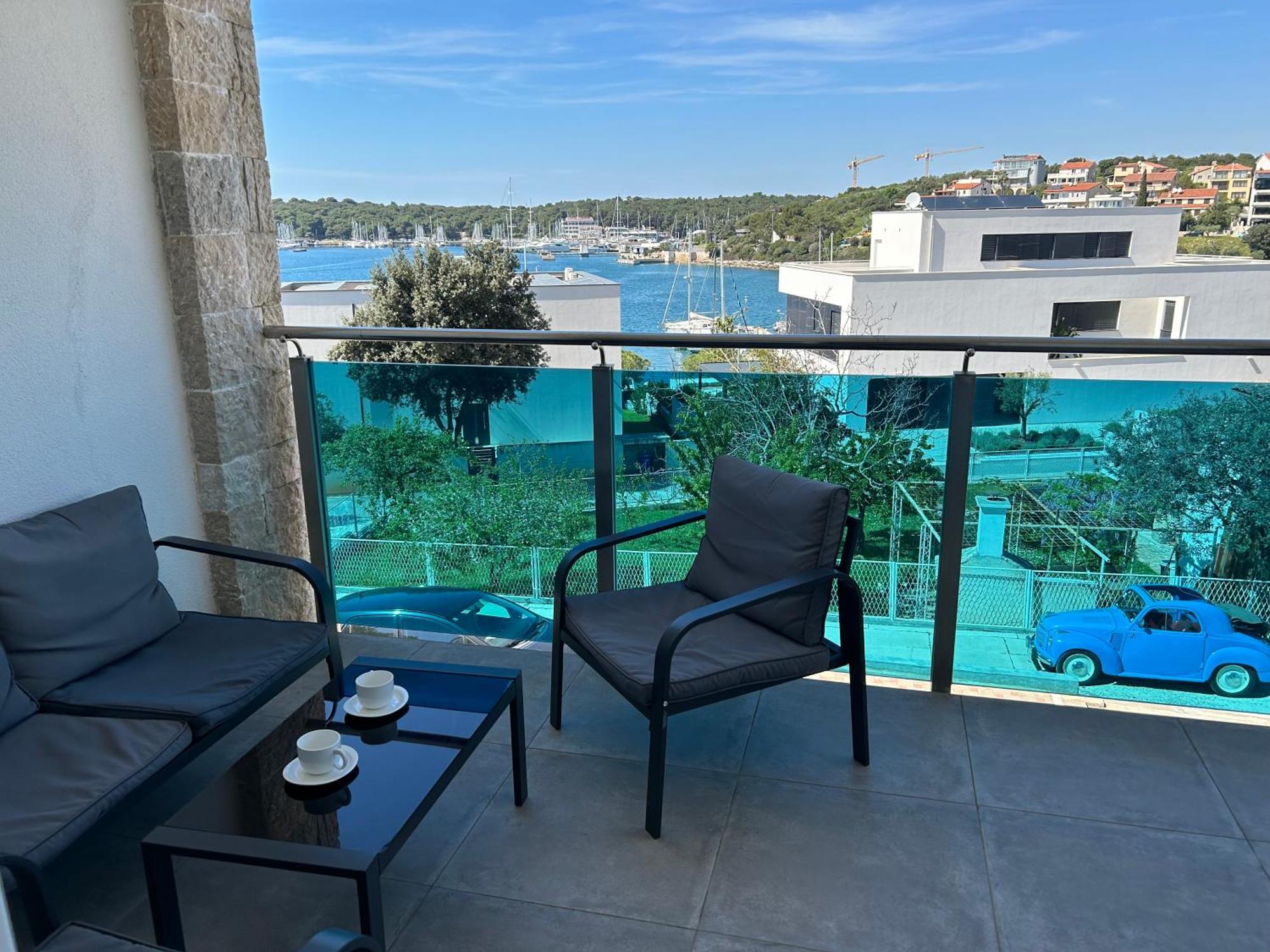 Seascape Deluxe Residence ペシュチャーナ・ウヴァラ エクステリア 写真
